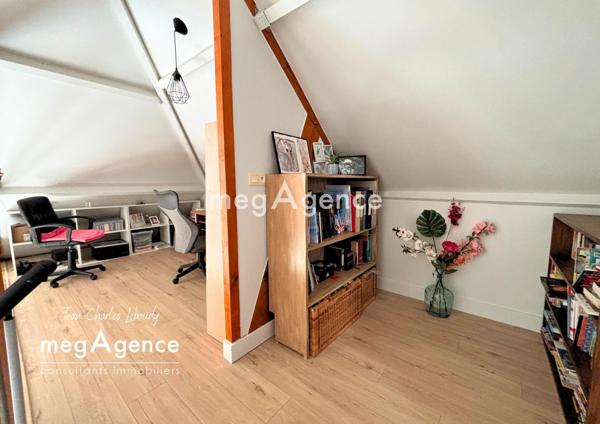 Maison à LONGUEVILLE, 50290 - 5 pièces 138m²