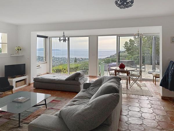 Maison à vendre  8 pièces - 220 m2 CAVALAIRE SUR MER - 83