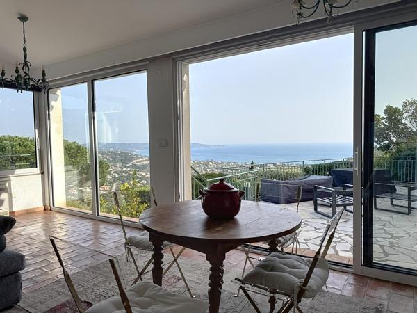 Maison à vendre  8 pièces - 220 m2 CAVALAIRE SUR MER - 83