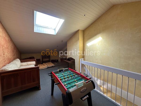 Vente Maison144 m² - 8 Pièces - LA CHAPELLE LARGEAU (79700)