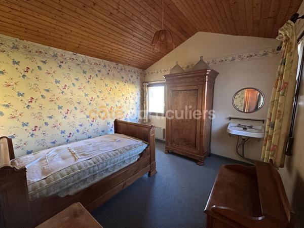 Vente Maison144 m² - 8 Pièces - LA CHAPELLE LARGEAU (79700)