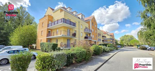 VERBERIE CENTRE  61 m² + BALCON 12 m² + 2 PARKINGS  158 500