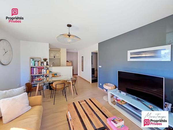 VERBERIE CENTRE  61 m² + BALCON 12 m² + 2 PARKINGS  158 500