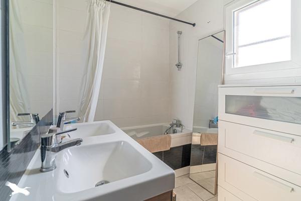 Maison à vendre |  Bruges |  4 pièces | 77 m²