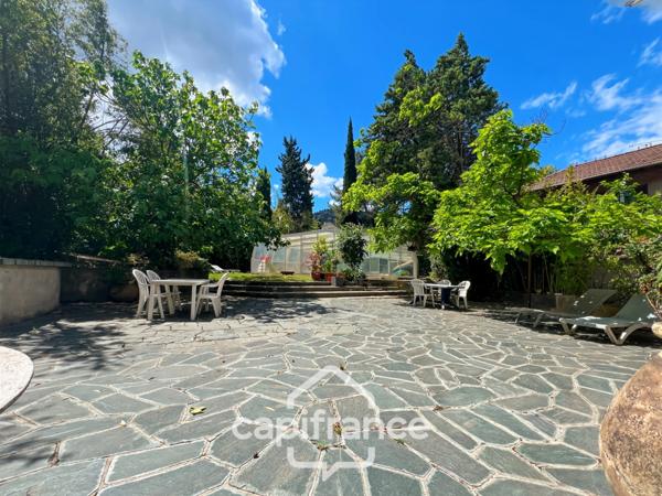 Propriete à vendre 12 pièces MARSEILLE 11EME ARRONDISSEMENT (13)