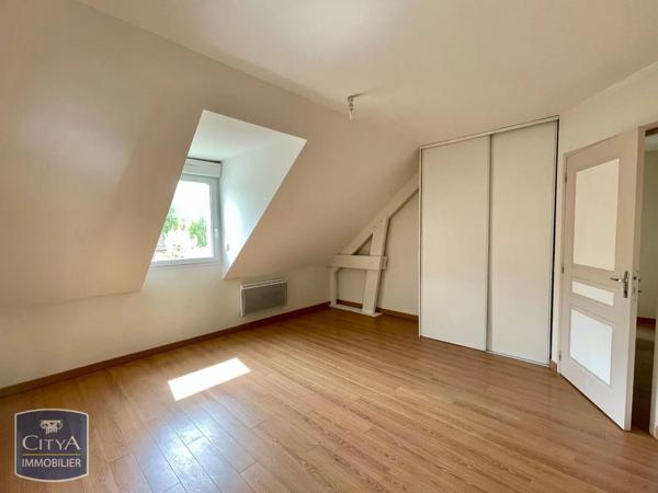 Maison à louer 4 pièces 101.14m² Jouy (28300)