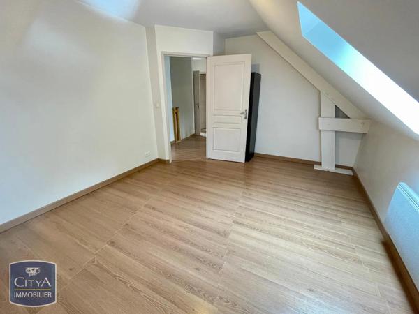 Maison à louer 4 pièces 101.14m² Jouy (28300)
