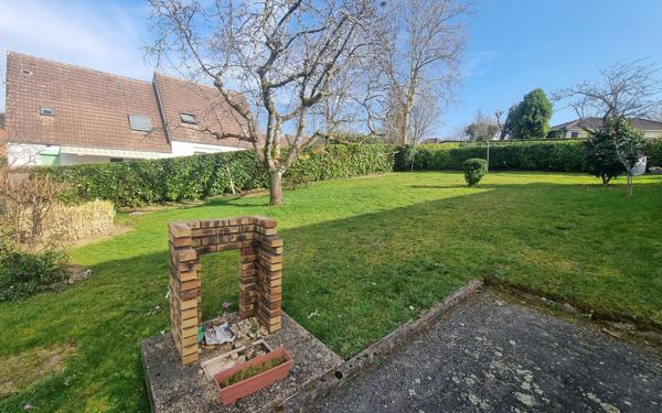 Maison à vendre    3 pièces • 82,05 m2 Saint-Yrieix-la-Perche