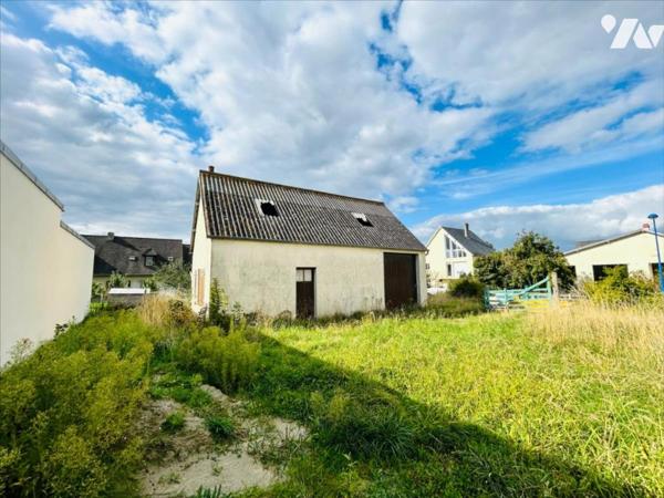 TERRAIN AVEC BATIMENT A RENOVER