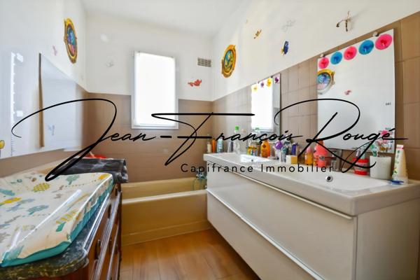 Agneaux,idéalement placée, maison de 140 m² avec cinq chambres !!!