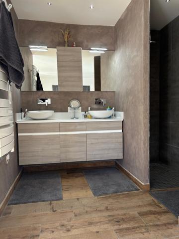 VILLA MODERNE DE 170 M² HABITABLE AVEC TOUT LE CONFORT MODERNE