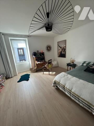 Lorient , Maison de caractère , 130 m2 hab , double garage, jardin