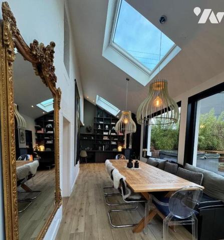 Lorient , Maison de caractère , 130 m2 hab , double garage, jardin