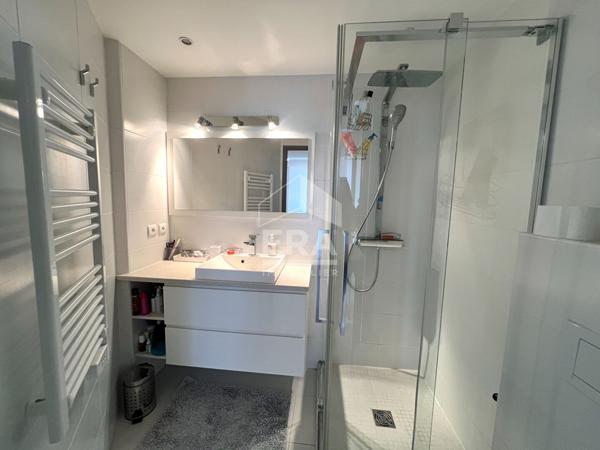 Appartement Juan Les Pins 3 pièce(s) 76.33 m2