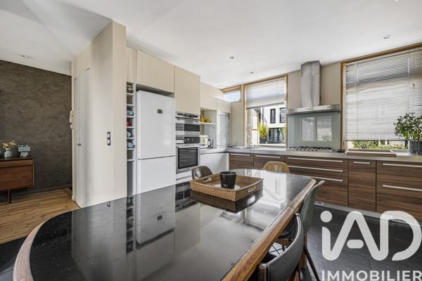 Maison à vendre 6 pièces 185 m² Colombes