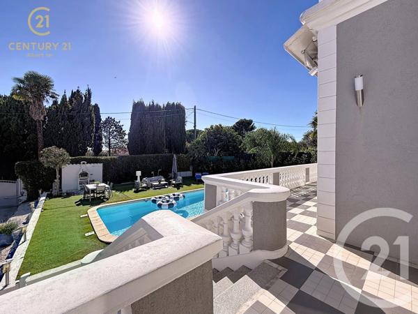 Maison à vendre  7 pièces - 183,01 m2 JUAN LES PINS - 06