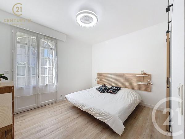 Maison à vendre  7 pièces - 183,01 m2 JUAN LES PINS - 06