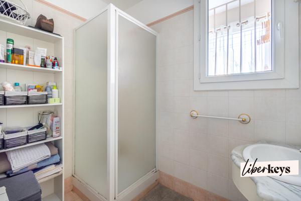 APPARTEMENT 2 CHAMBRES AVEC GARAGE