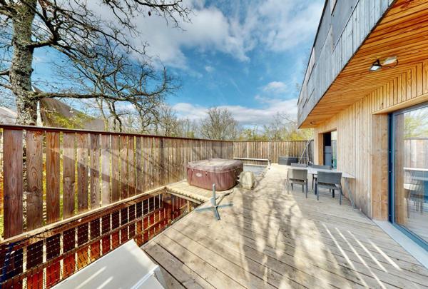 Maison à vendre  4 pièces •  Ruoms