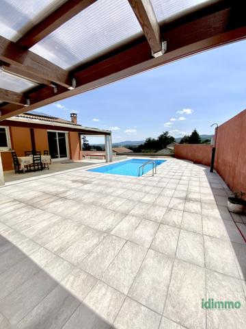 Charmante Maison Rénovée de 120 m2 avec 4 chambres, terrain, piscine à Annonay Annonay (07100)