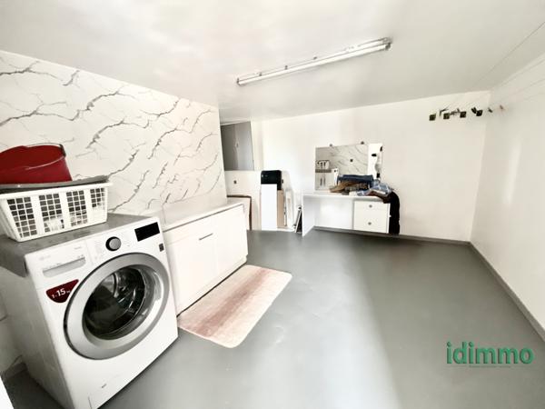 Charmante Maison Rénovée de 120 m2 avec 4 chambres, terrain, piscine à Annonay Annonay (07100)