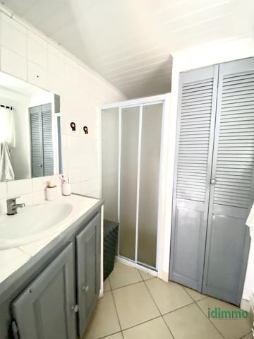 Charmante Maison Rénovée de 120 m2 avec 4 chambres, terrain, piscine à Annonay Annonay (07100)