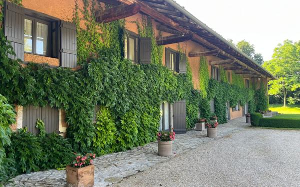 Maison à vendre    8 pièces •  Bourg-en-Bresse