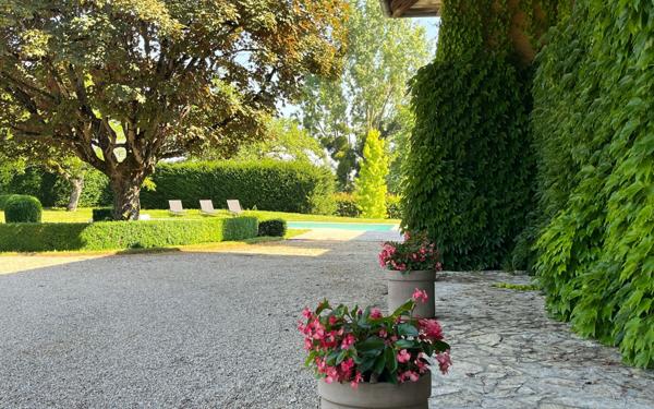 Maison à vendre    8 pièces •  Bourg-en-Bresse