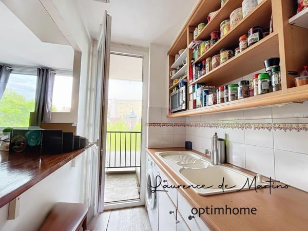 Appartement à vendre La Garenne-Colombes – 2 pièces avec loggia, hauteur et vue dégagée