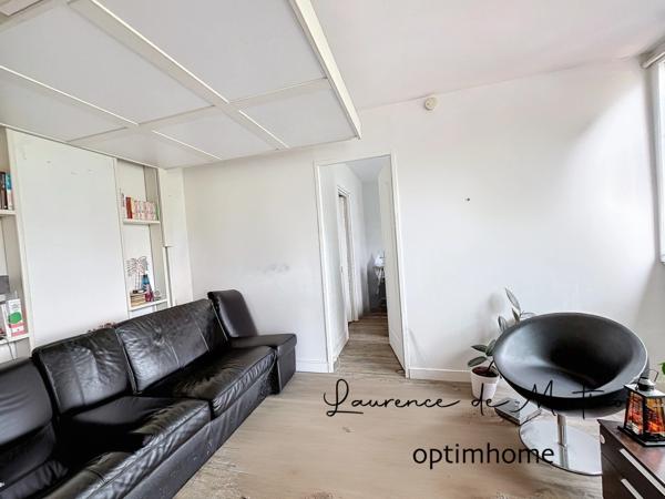 Appartement à vendre La Garenne-Colombes – 2 pièces avec loggia, hauteur et vue dégagée