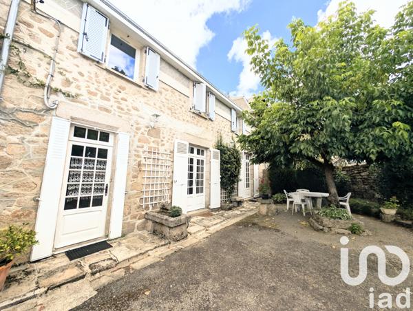 Maison à vendre 7 pièces 147 m² La Jonchère-Saint-Maurice