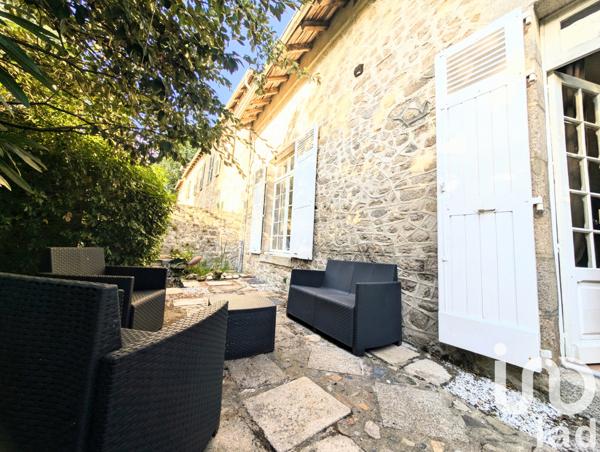 Maison à vendre 7 pièces 147 m² La Jonchère-Saint-Maurice