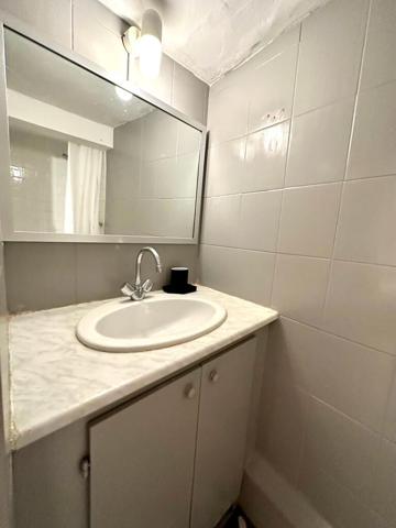 Maison de ville T2 bis meublée St Andre De Sangonis