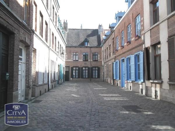 Appartement à louer 1 pièce 38.1m² Lille (59800)