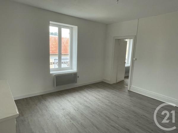 Maison à vendre  9 pièces - 220,60 m2 SANCOINS - 18
