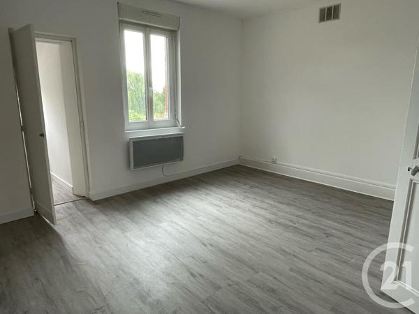 Maison à vendre  9 pièces - 220,60 m2 SANCOINS - 18