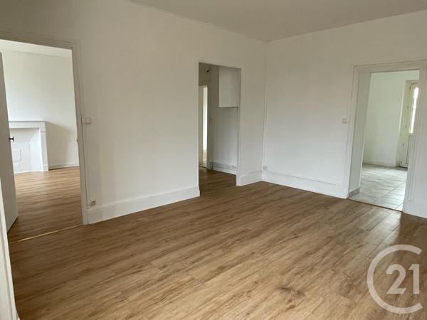 Maison à vendre  9 pièces - 220,60 m2 SANCOINS - 18