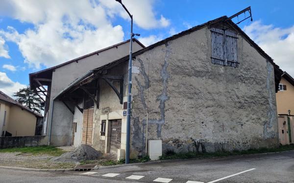 Maison à vendre    2 pièces •  Saint-Genis-Pouilly