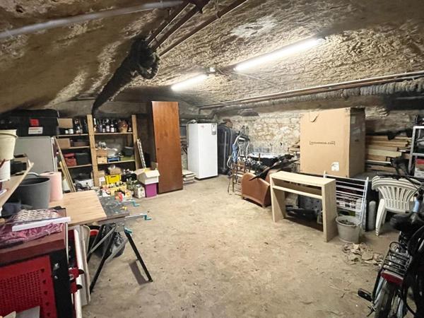 Exclusivité - Maison de ville avec vie en plain pied à 2 pas des commerces à Châteauneuf Sur Loire