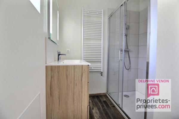 Exclusivité - Maison de ville avec vie en plain pied à 2 pas des commerces à Châteauneuf Sur Loire