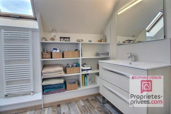 Exclusivité - Maison de ville avec vie en plain pied à 2 pas des commerces à Châteauneuf Sur Loire