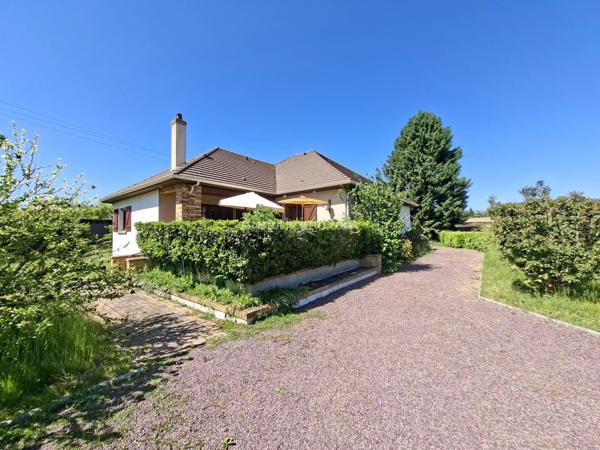 Vente                                                      Maison
                        
                     6 pièces                      163 m2                     à Gisors