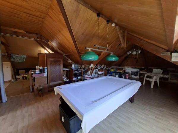 Vente                                                      Maison
                        
                     6 pièces                      163 m2                     à Gisors