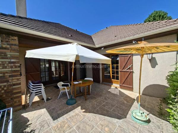 Vente                                                      Maison
                        
                     6 pièces                      163 m2                     à Gisors