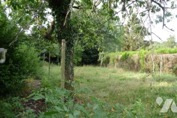 Une maison à usage d'habitation proche de tous commerces.