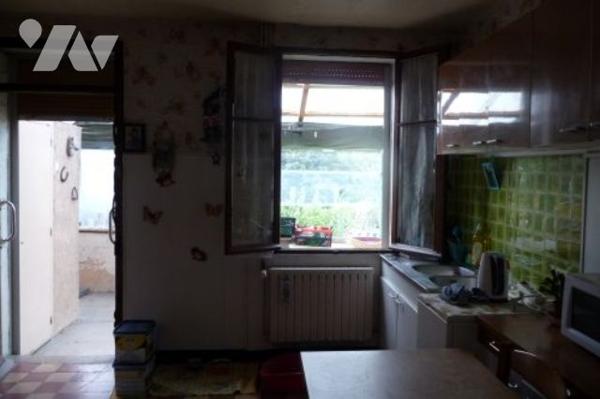 Une maison à usage d'habitation proche de tous commerces.