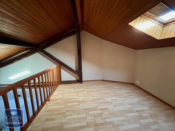 Appartement à louer 2 pièces 37.09m² Sainte-Livrade-sur-Lot (47110)