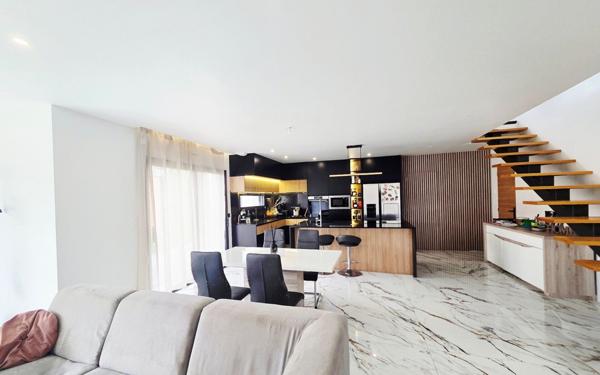 Maison à vendre    6 pièces • 130 m2 Landivisiau