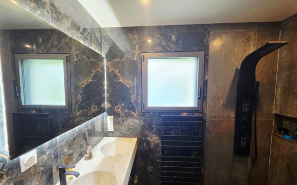 Maison à vendre    6 pièces • 130 m2 Landivisiau