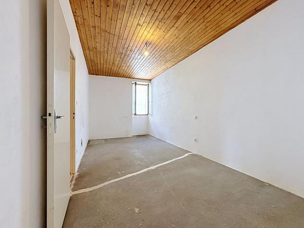 Maison de ville à rénover à Lavardac - 3 chambres, 106 m² avec garage